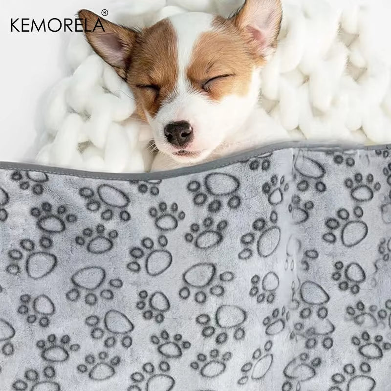 Pet Blanket Soft Fluffy Cute Cartoon Pattern Mat Pet Dog Blanket Warm and Comfortable Blanket Suitable for Cats and Dog